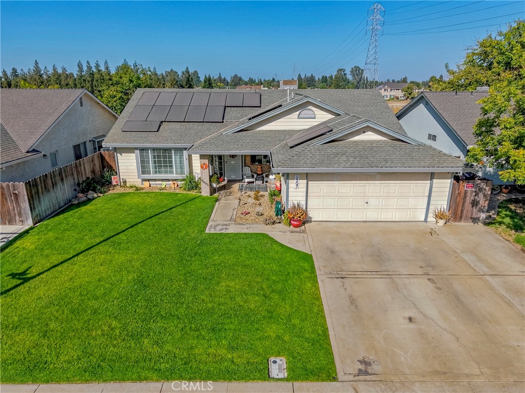 3207 Manzanita Property Photo 7