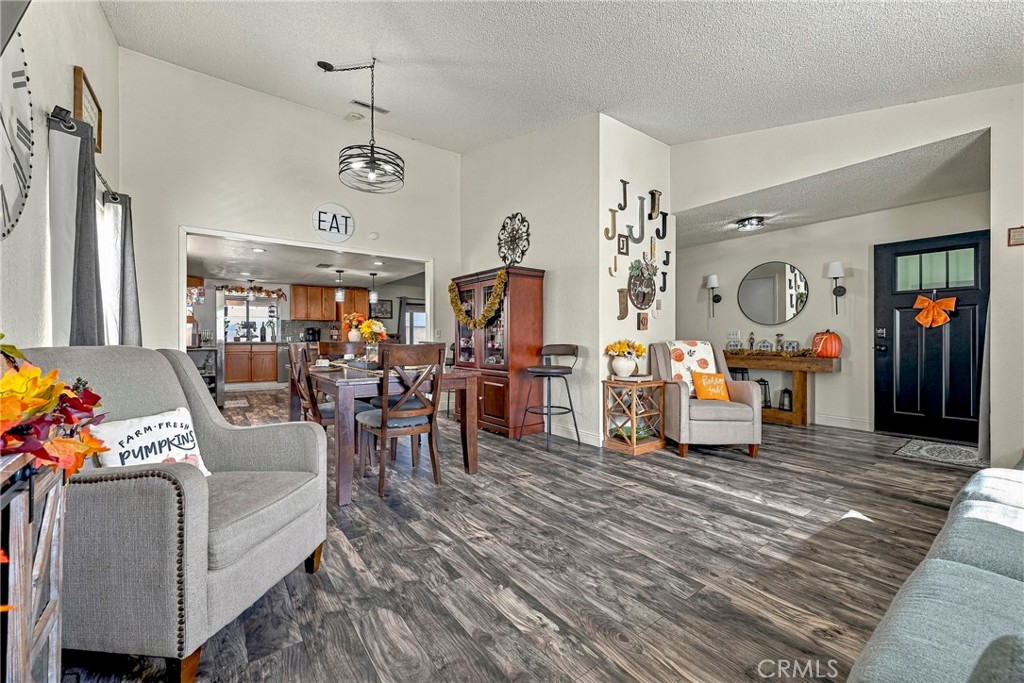 3207 Manzanita Property Photo 16