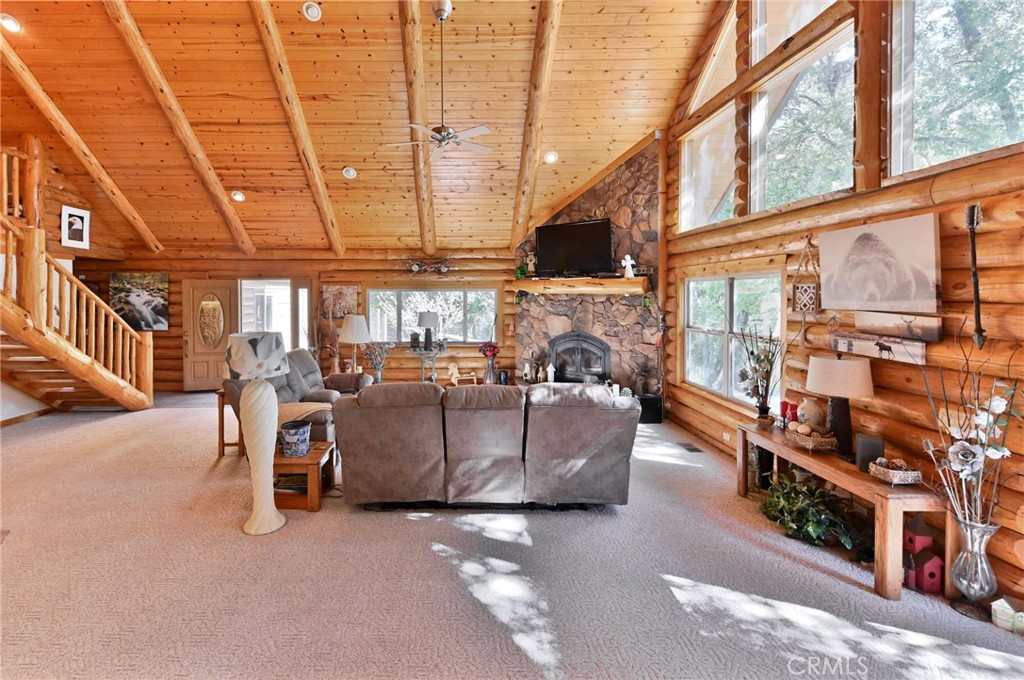 21416 Robin Property Photo 9
