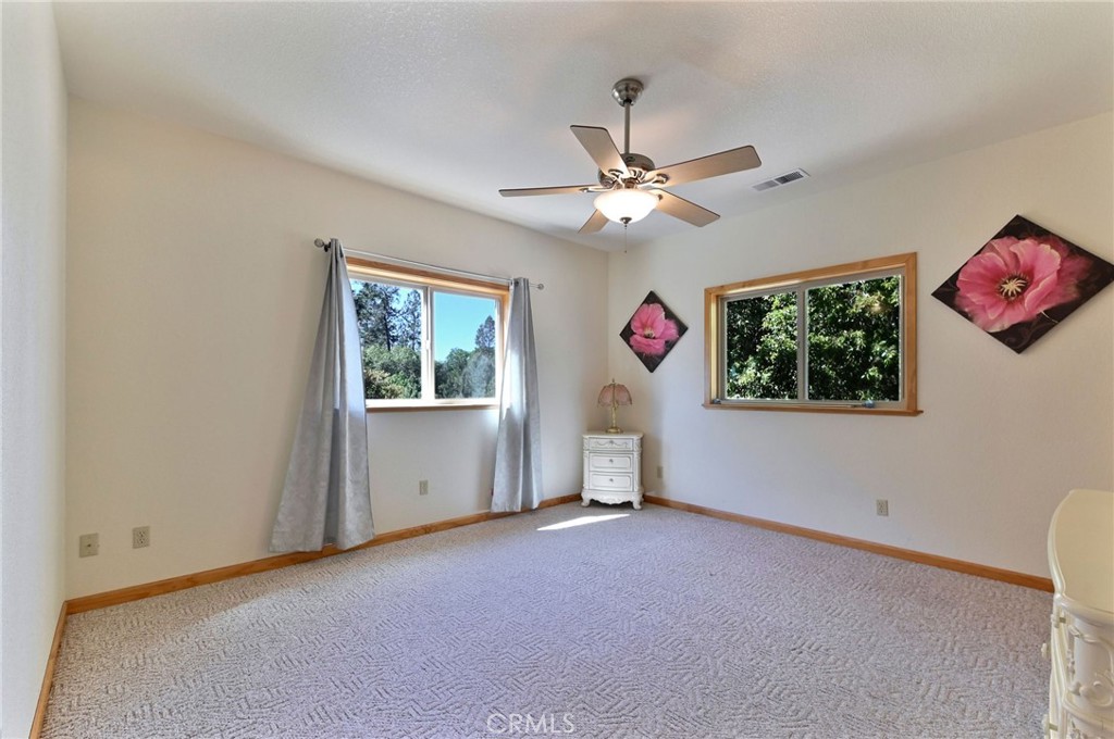 21416 Robin Property Photo 38