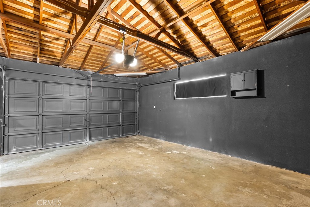 2618 Hoover Court Property Photo 26