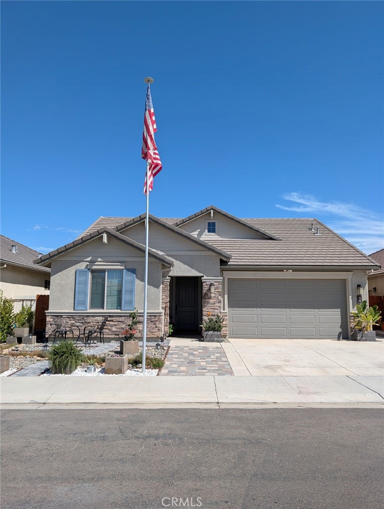 1437 Sunridge Court Property Photo 1
