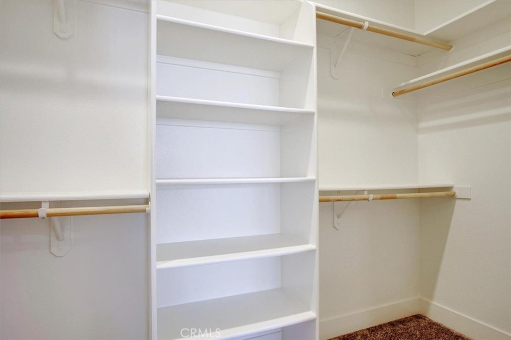 1437 Sunridge Court Property Photo 8
