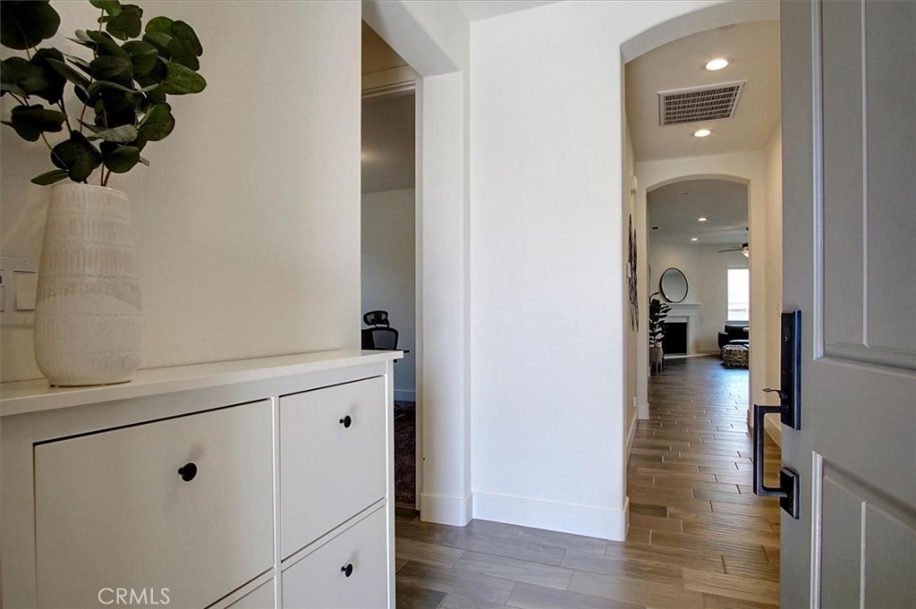 1437 Sunridge Court Property Photo 31
