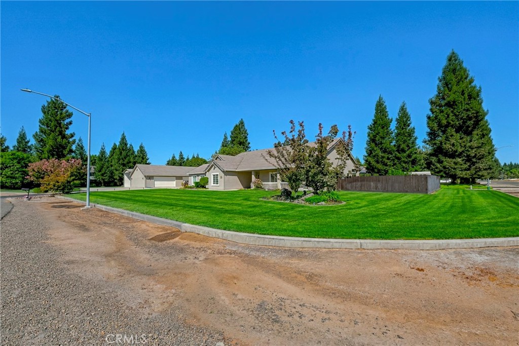 6220 Yorkshire Drive Property Photo 6