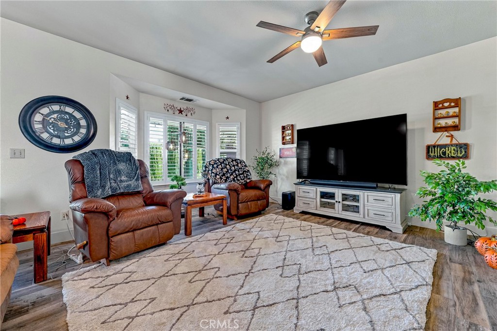 6220 Yorkshire Drive Property Photo 18