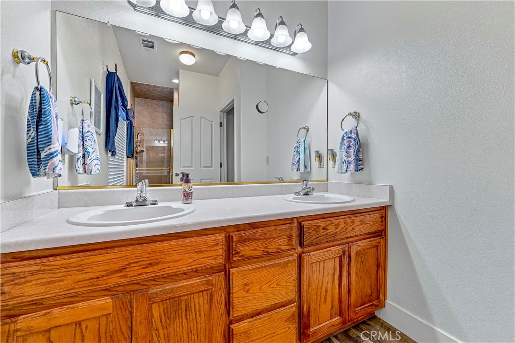 6220 Yorkshire Drive Property Photo 50