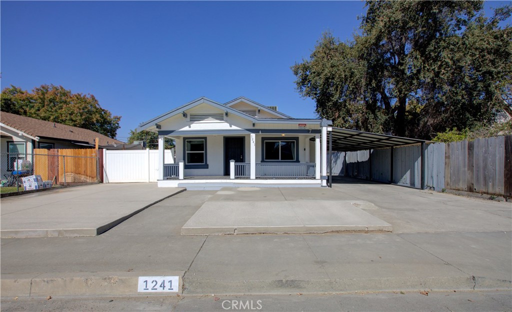 1241 6th Street Property Photo 1