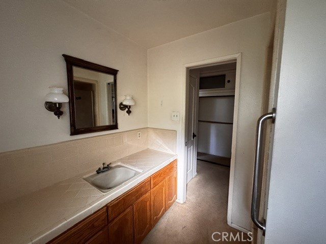 2121 Almondwood Property Photo 14