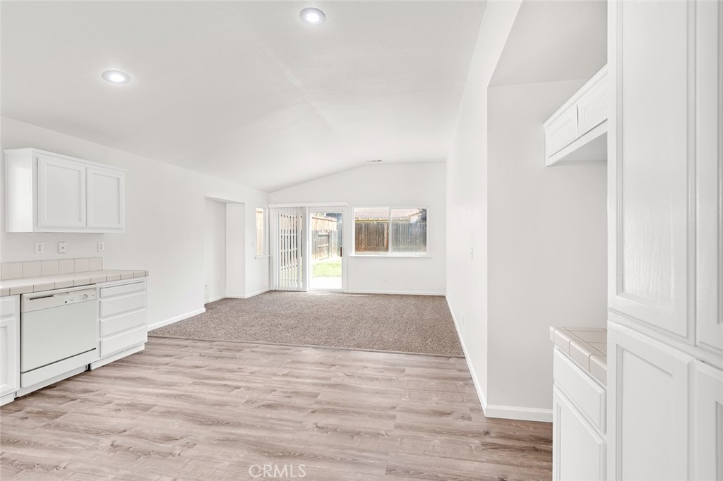 4026 Casual Court Property Photo 8