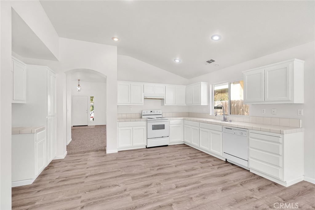 4026 Casual Court Property Photo 9