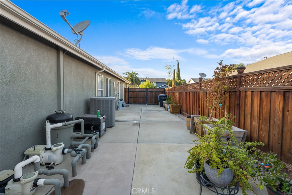 1228 Kingfisher Drive Property Photo 35