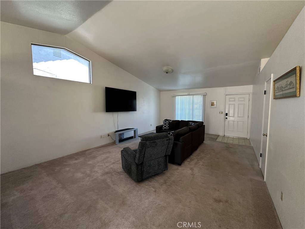 434 Occidental Court Property Photo 7