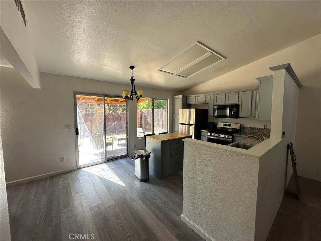 434 Occidental Court Property Photo 8