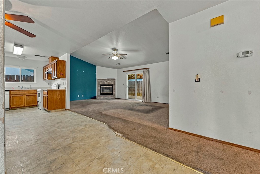 746 Marian Court Property Photo 8
