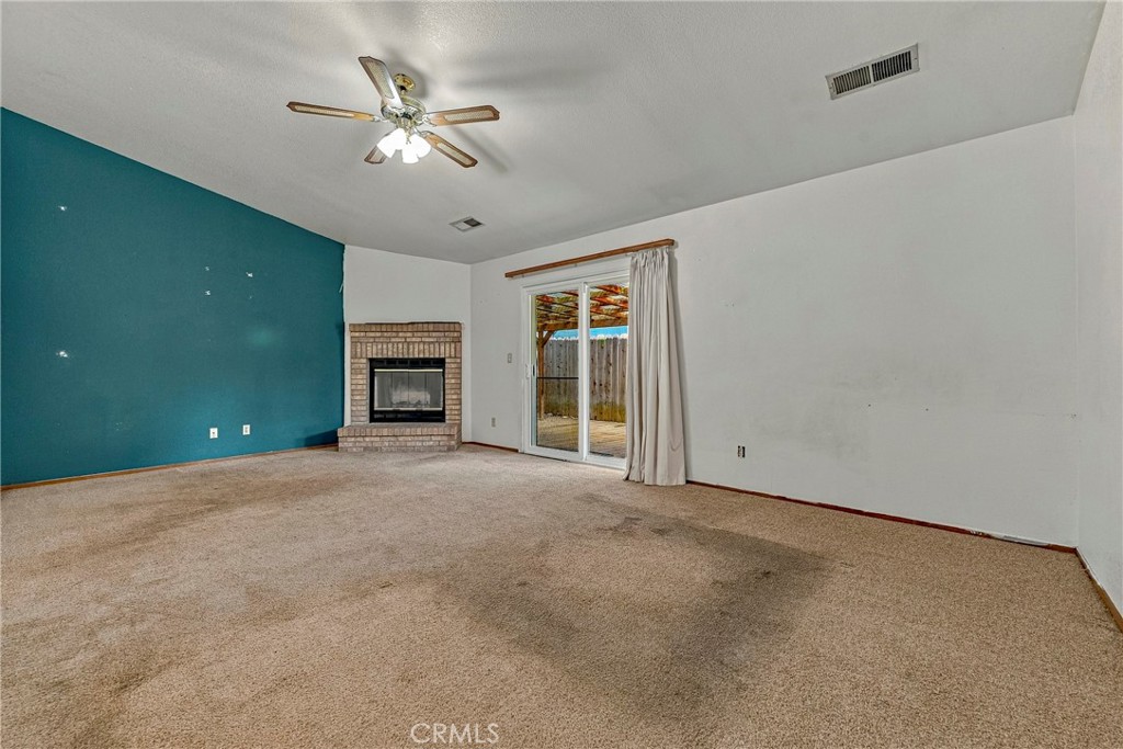 746 Marian Court Property Photo 10
