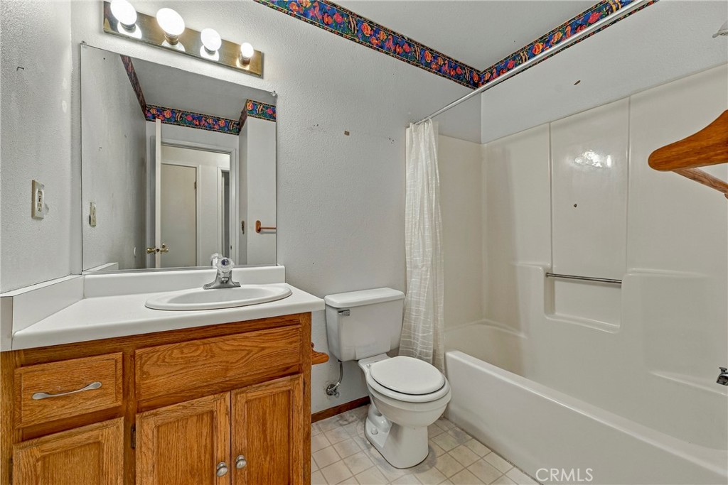 746 Marian Court Property Photo 23