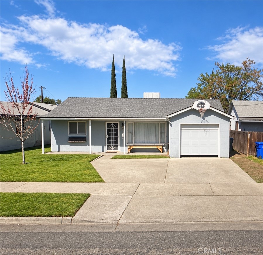 1853 Heights Property Photo 1
