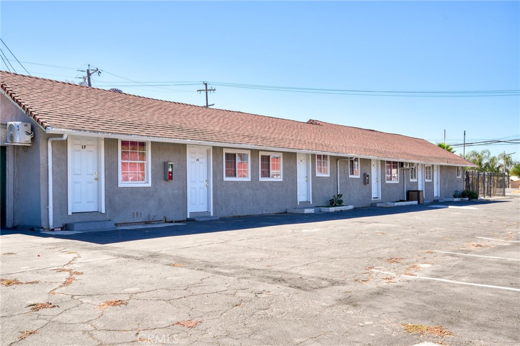 1506 S Mariposa Property Photo 9