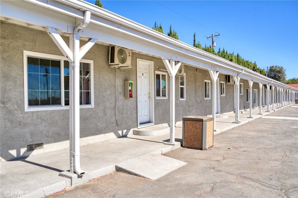 1506 S Mariposa Property Photo 11