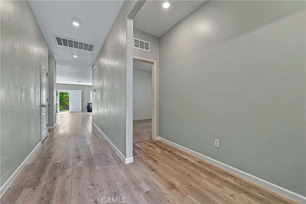 638 Phelps Drive Property Photo 15