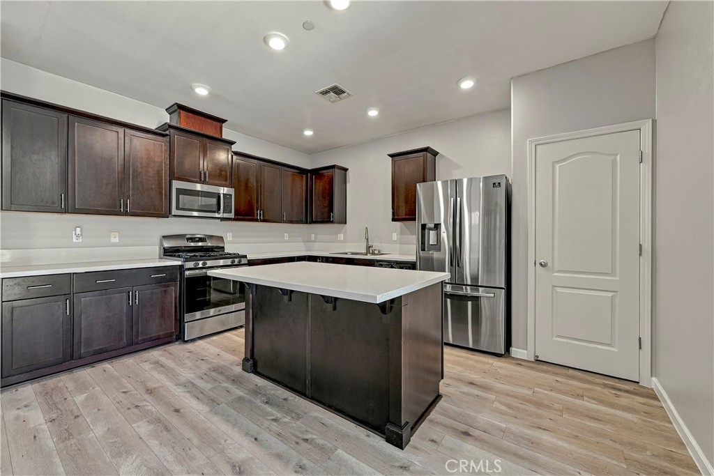 638 Phelps Drive Property Photo 31