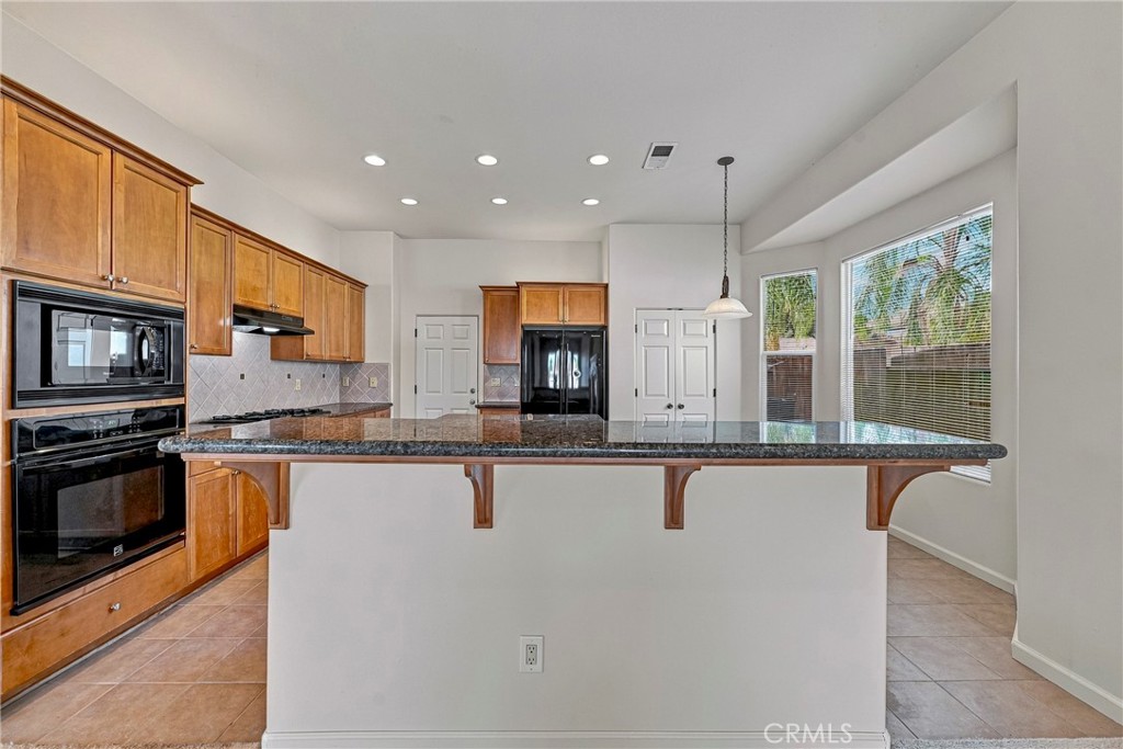 8185 Lake Shore Property Photo 24