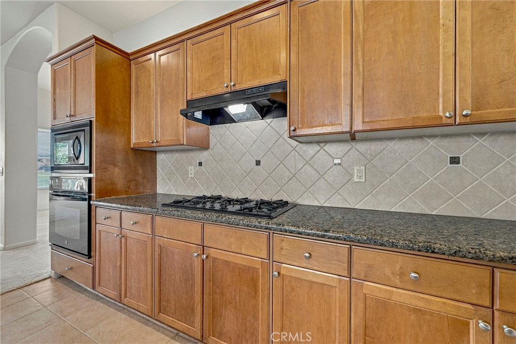 8185 Lake Shore Property Photo 28