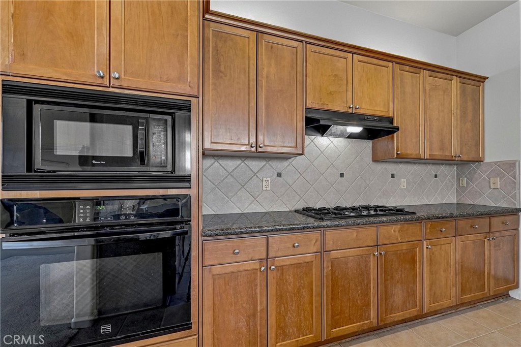 8185 Lake Shore Property Photo 30