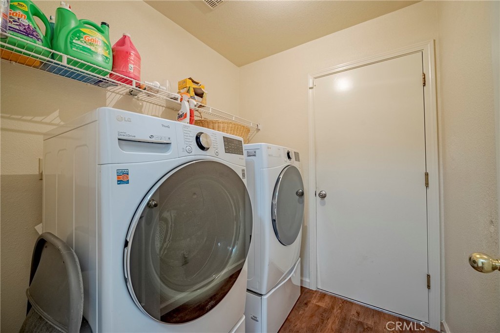 1824 Augusta Property Photo 31