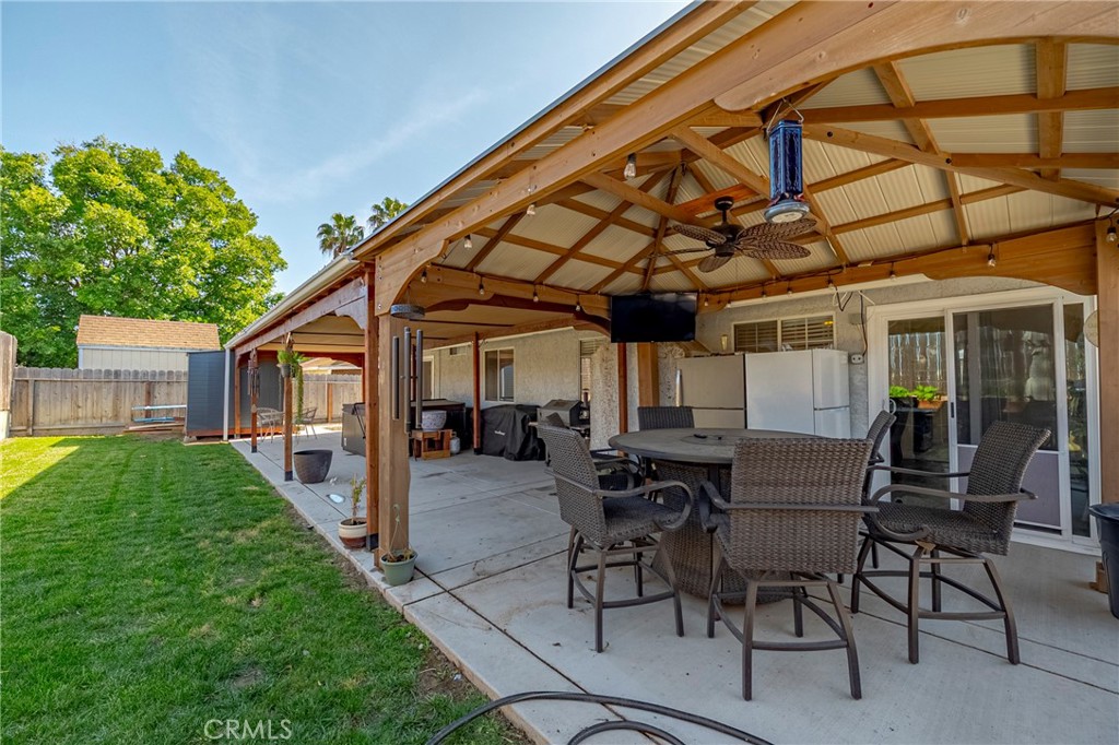 1824 Augusta Property Photo 34