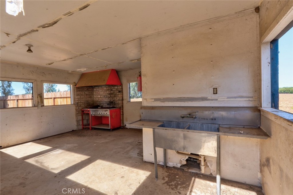 3289 Fresno Property Photo 41