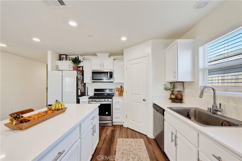 209 Grand View Court Property Photo 8