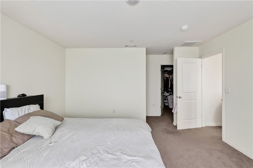 209 Grand View Court Property Photo 17