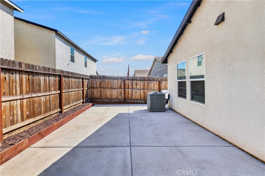 209 Grand View Court Property Photo 33