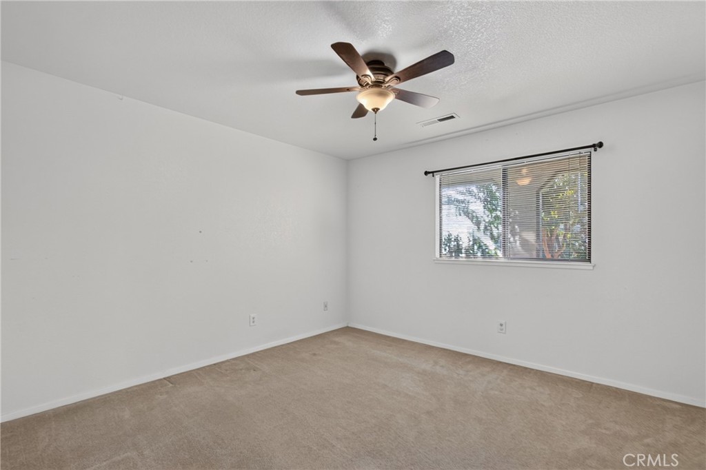 3098 Summit Property Photo 15