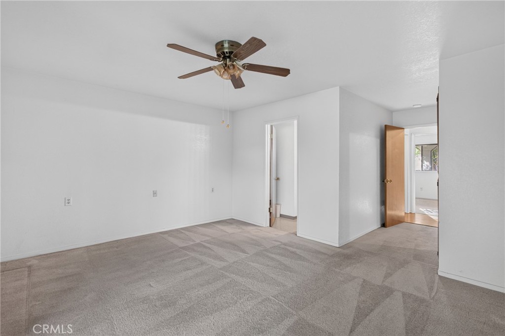 3098 Summit Property Photo 23