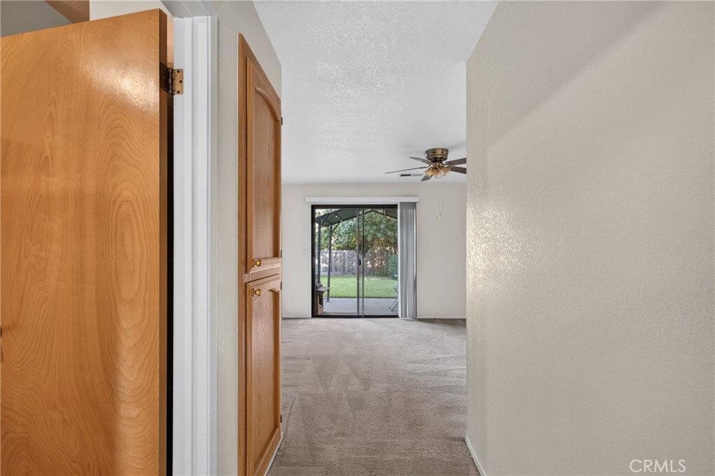 3098 Summit Property Photo 24