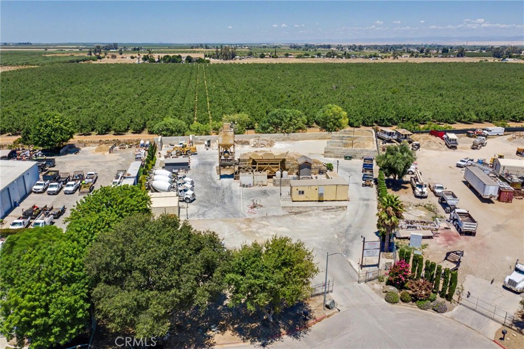 1962 Business Park Way Property Photo 1