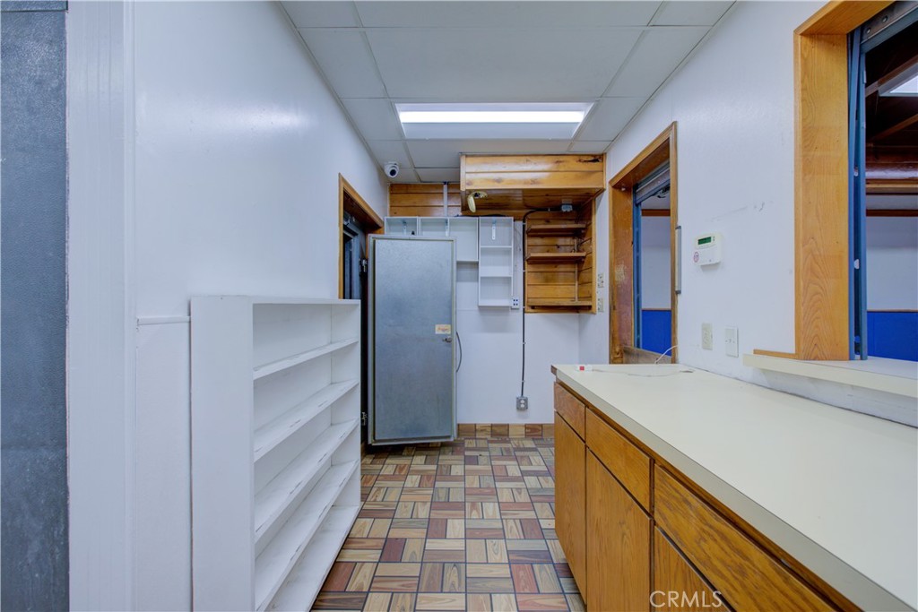 9215 E Highway 140 Property Photo 19