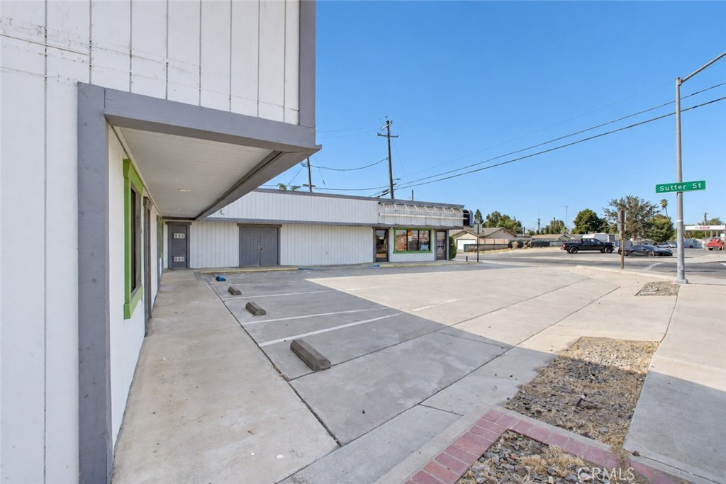 9215 E Highway 140 Property Photo 29