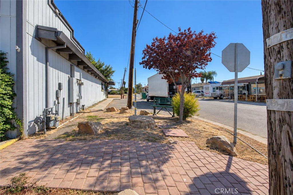9215 E Highway 140 Property Photo 38