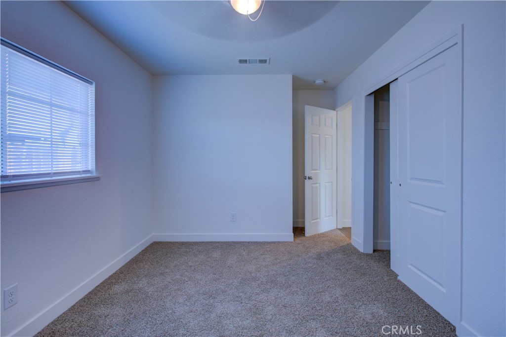 2425 Apache Street Property Photo 24