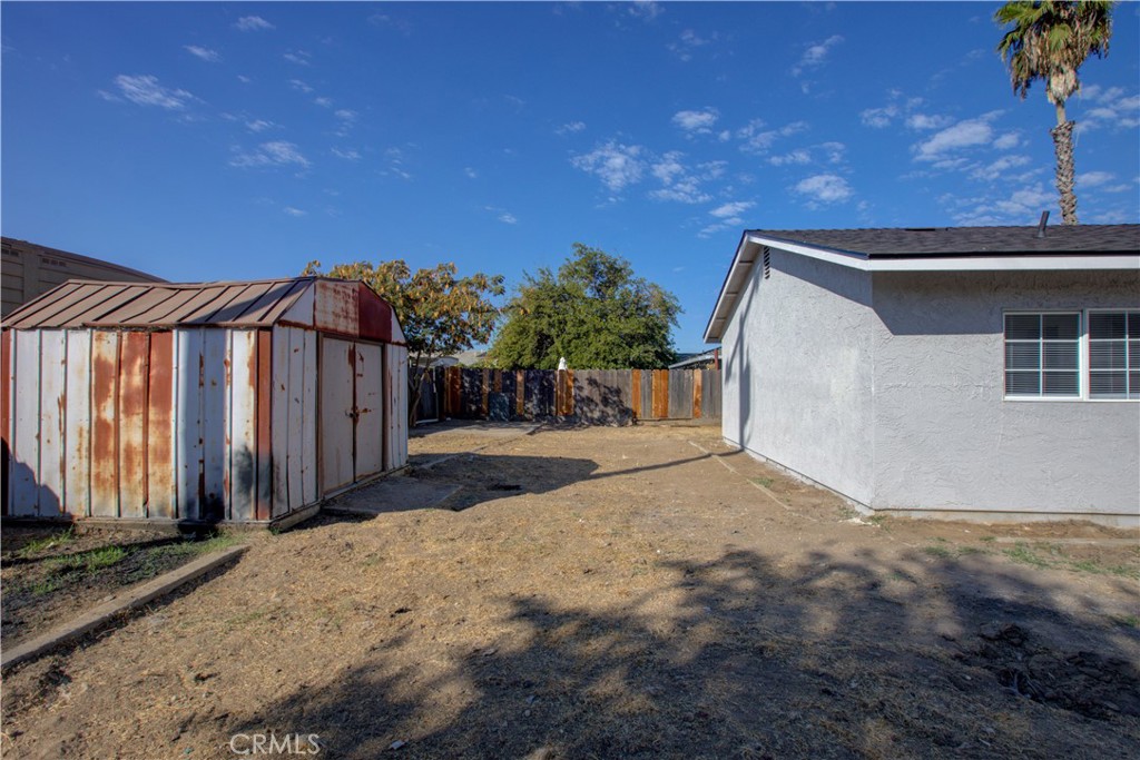 2425 Apache Street Property Photo 26