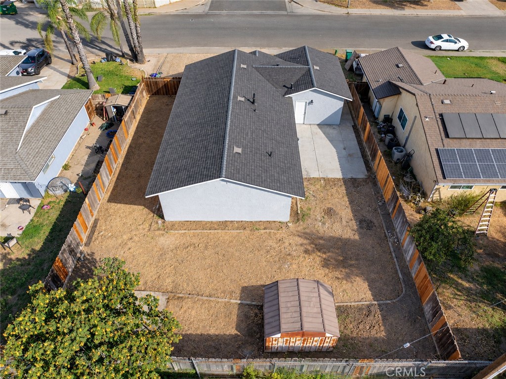 2425 Apache Street Property Photo 31