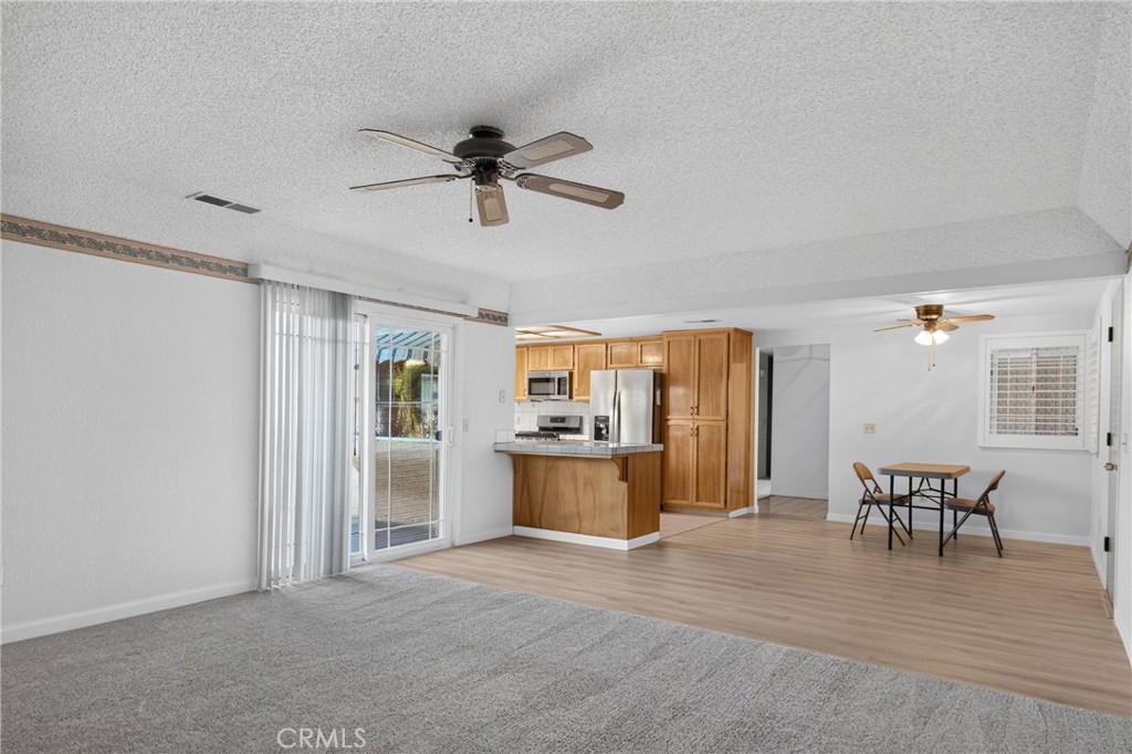 866 Villanova Court Property Photo 9