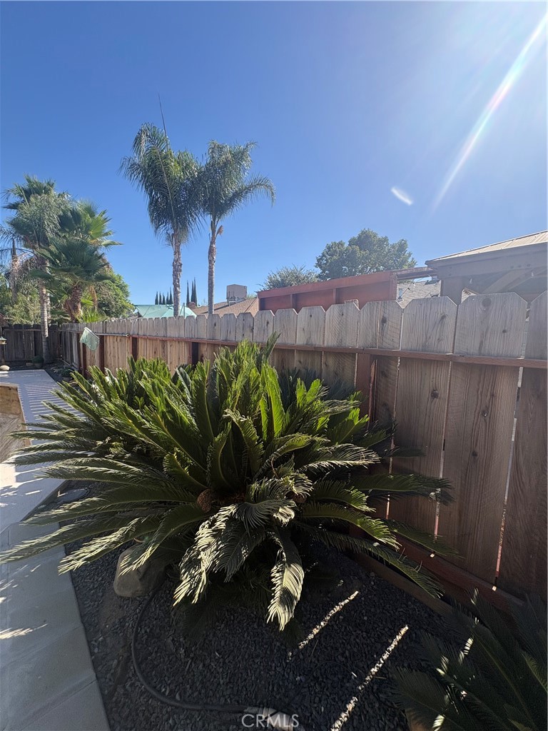 208 Leslie Drive Property Photo 3