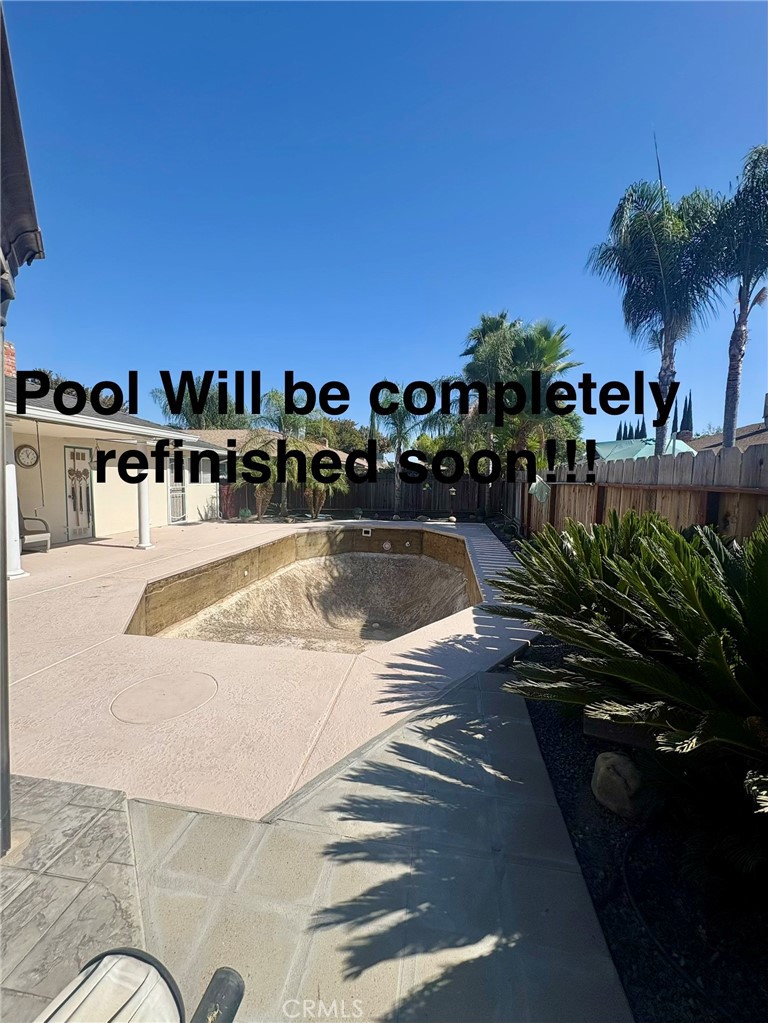 208 Leslie Drive Property Photo 4