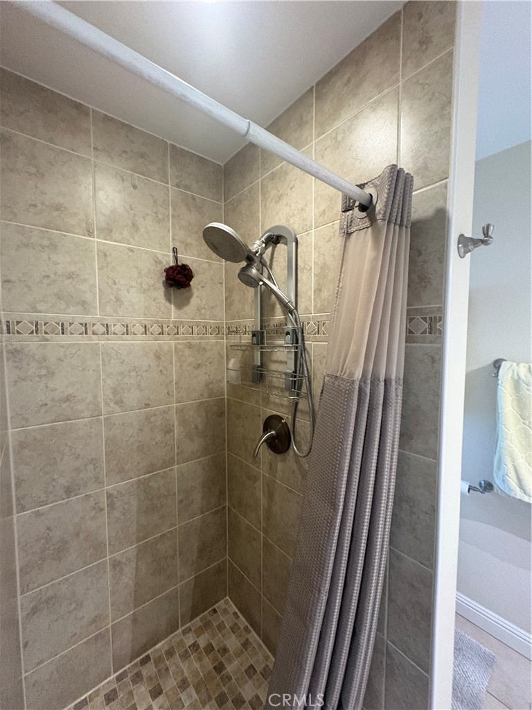 208 Leslie Drive Property Photo 19
