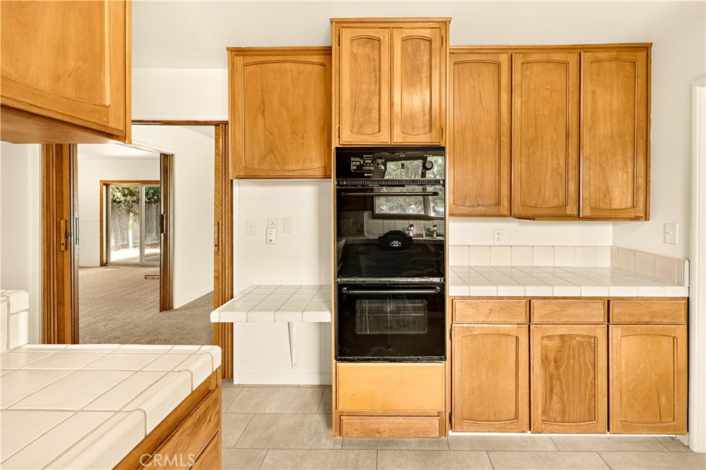 1523 Tamarack Avenue Property Photo 12